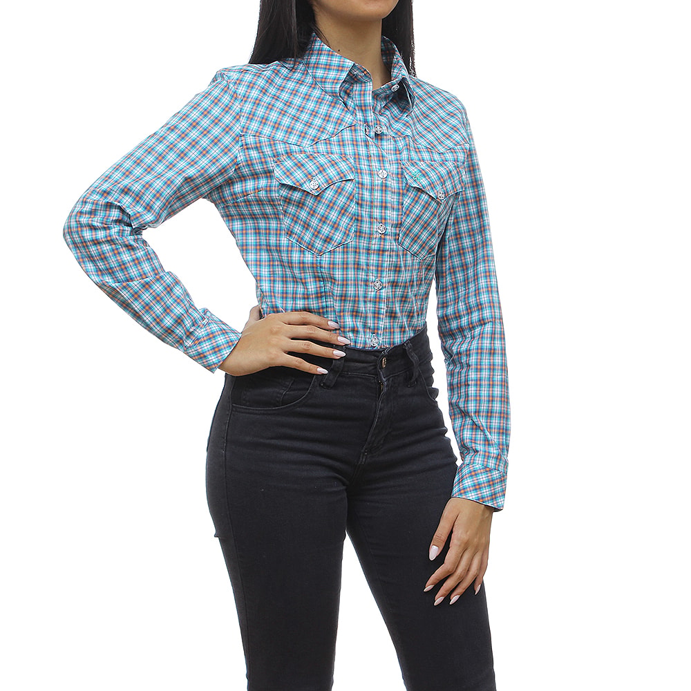 camisa azul esverdeado